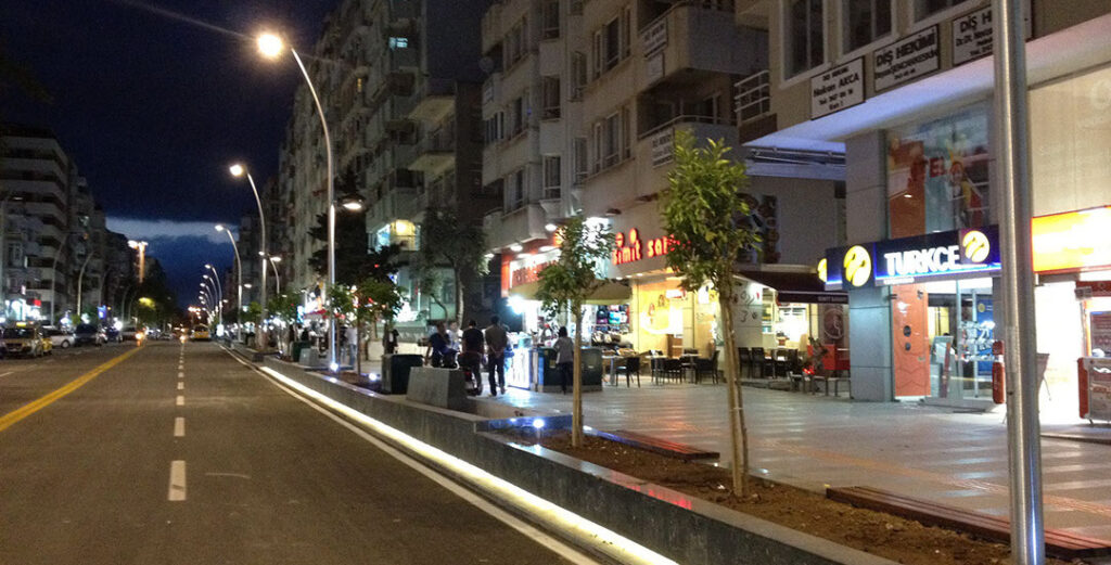 Güllük Caddesi ve Cumhuriyet Meydanı